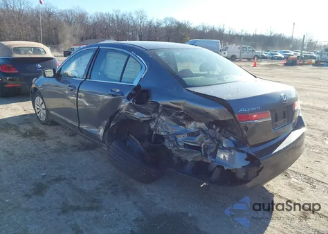 2011 Honda Accord 2.4 Lx z USA, uszkodzony, nr VIN 1HGCP2F32BA058776
